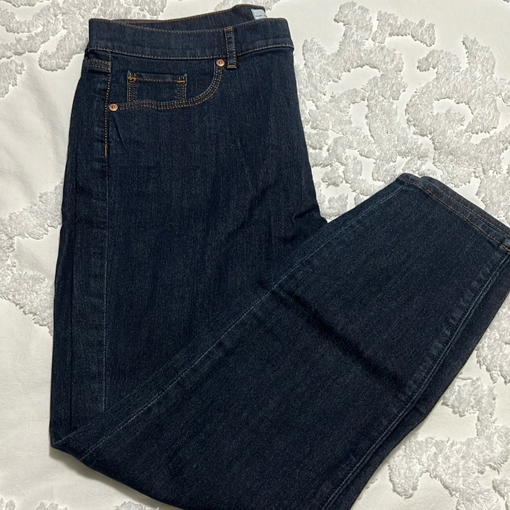 New without tags Loft, skinny jeans